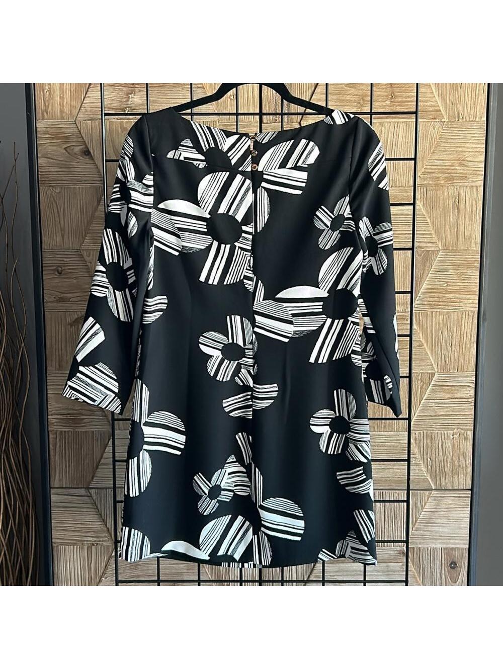 Juicy Couture Womens Retro Size 6 Black White Floral 3/4 Sleeve Mod Mini Dress - Picture 2 of 5